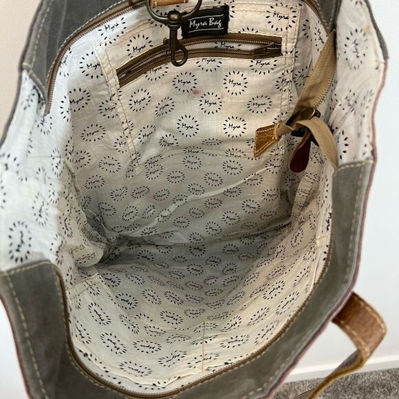 Myra Bag Undulate Tote Bag - Picture 10 of 16